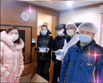 如意餛飩常州薛家新怡華店昨晚為治安管理人員、高速路口、路邊卡口、醫院送去熱...