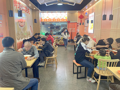 熱烈祝賀江蘇泰州興化如意餛飩吾悅廣場店開業大吉！